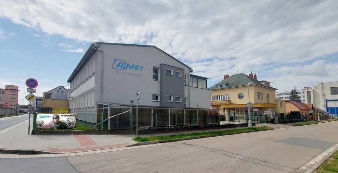 Almet_budova_OK-1