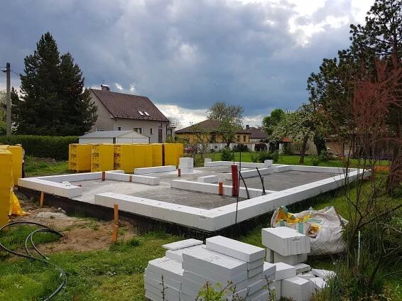 Hrubá stavba rodinného domu Chmeliště - NovStav stavební společnost s.r.o.