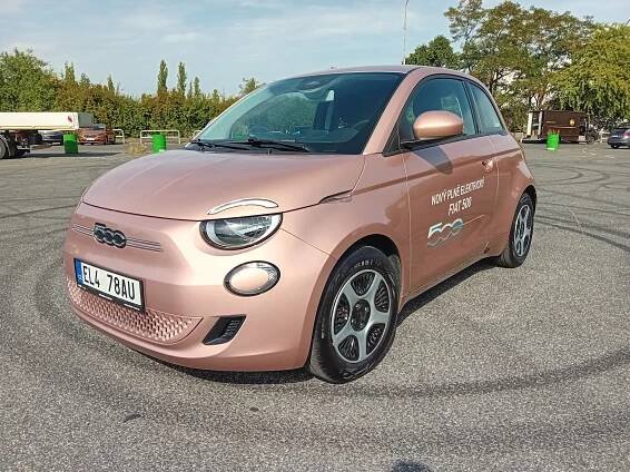Fiat 500e BEV 3+1 Passion 42kWh
