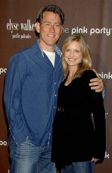 Courtney Thorne-Smith (right) and husband Roger Fishman arrive at the 3rd Annual Pink Party at the Viceroy Hotel on September 8, 2007 in Santa Monica, California.