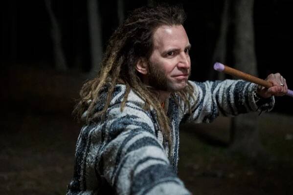 Kyle Mooney and Evan Winter Go Back in Time with "Y2K"