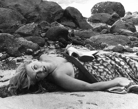 Po zlém - Z filmu - Barbara Bouchet