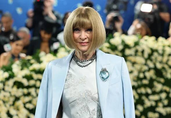 Anna Wintour's Best Met Gala Looks Through the Years: Pics