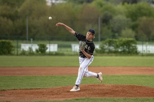Sezóna HIPPOS U18: Mladší hráči na cestě ke zkušenostem | Hroši Brno