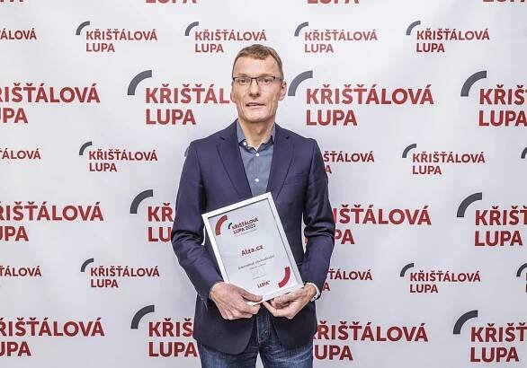 Těhotnej kuchař, Donio i britský velvyslanec. Podívejte se na fotky z vyhlášení Křišťálové Lupy - Lupa.cz
