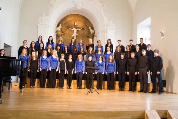Gymnasia Cantant | hodnocená přehlídka gymnaziálních pěveckých sborů