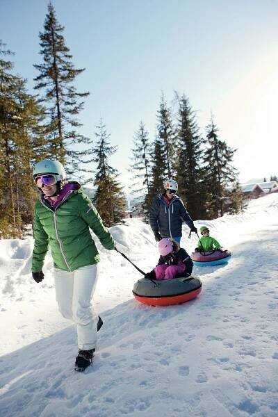 Rodeln und Snowtubing - Tourismusinformation Russbach