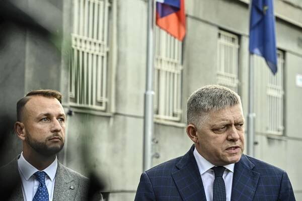 Najdôveryhodnejším predsedom politickej strany je Fico, tretí skončil Šutaj Eštok a Matovič získal len šesť p