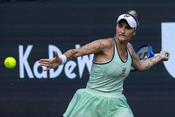 Vondroušová, Lehečka a Macháč jsou ve čtvrtfinále, Siniaková vypadla