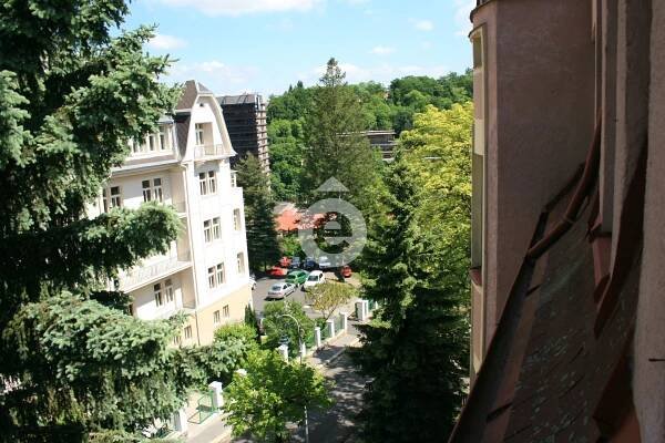 Prodej Byt 2+1, Poděbradská, Karlovy Vary