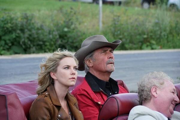 Královská romance - Z filmu - Cindy Busby, James Brolin