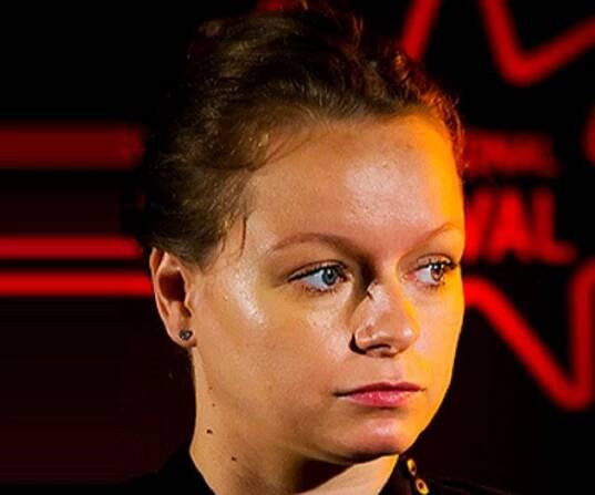 Samantha Morton Biography - Facts, Childhood, Family Life & Achievements