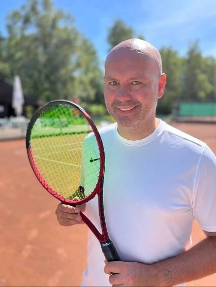 Tennisschule Dennis Sures