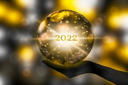 Velký horoskop na rok 2022: Co vás čeká a nemine v lásce, zdraví a práci?
