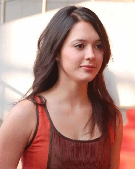 Isha Sharvani : Net Worth, Height, Weight, Age, Affairs, Wiki, Facts and Figures 2