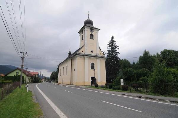 Tam, kde začíná většina cest na královnu Beskyd. Vítejte v Ostravici