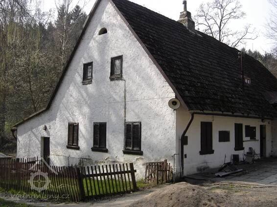 Hůlkův mlýn | Vodnimlyny.cz