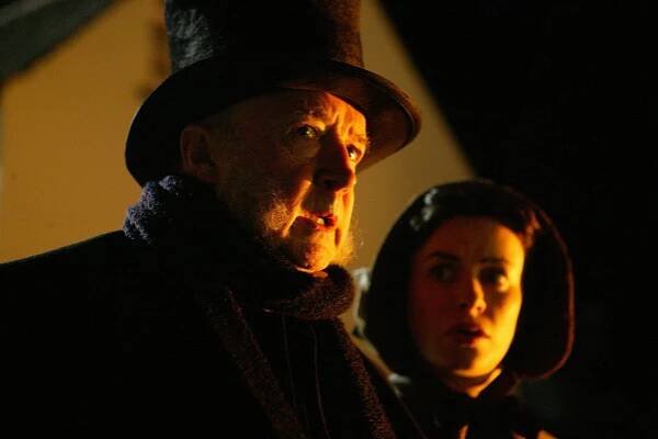 Alan David, Eve Myles - Pán času - Nepokojná mrtvá - Z filmu
