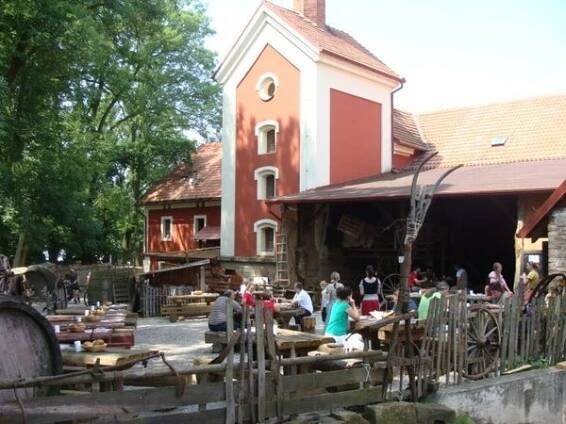 Středověká krčma foto 3