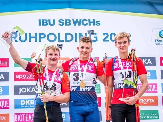 Double českých juniorů na letním MS: 1. Mareček, 2. Mikyska