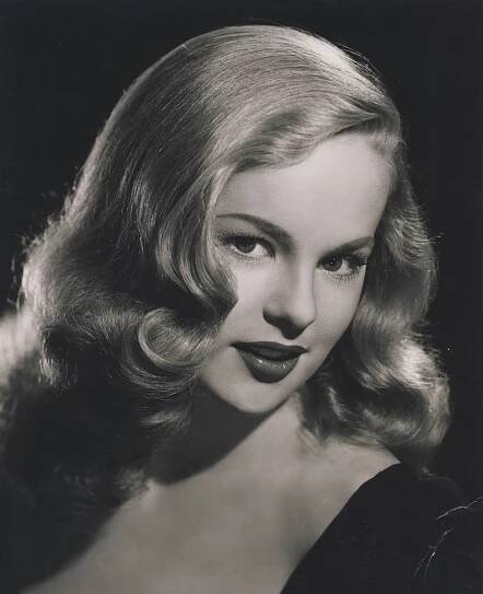 Beauty Lurking in the Shadows - Women of Film Noir