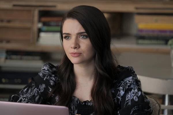 Troufalky - Stride of Pride - Z filmu - Katie Stevens
