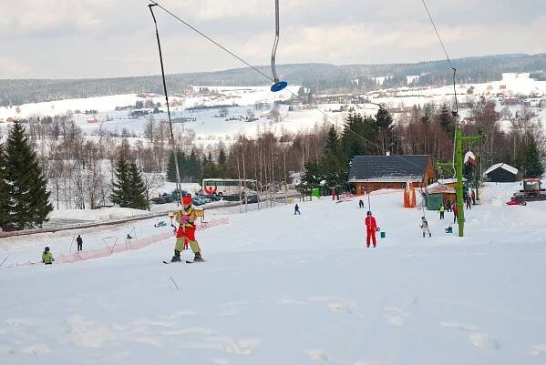 Ski areál Bedřichovka - lyžařské středisko - Orlické Záhoří - Orlické hory a Podorlicko - oficiální turistický portál
