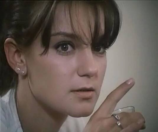 Petra Pyšová v komedii Slunce, seno a pár facek (1989, režie Zdeněk Troška)