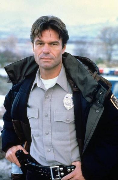 Noční hříchy - Promo - Harry Hamlin