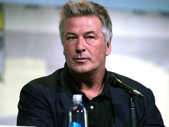 Alec Baldwin uzavřel dohodu s rodinou zastřelené kameramanky Halyny Hutchinsové