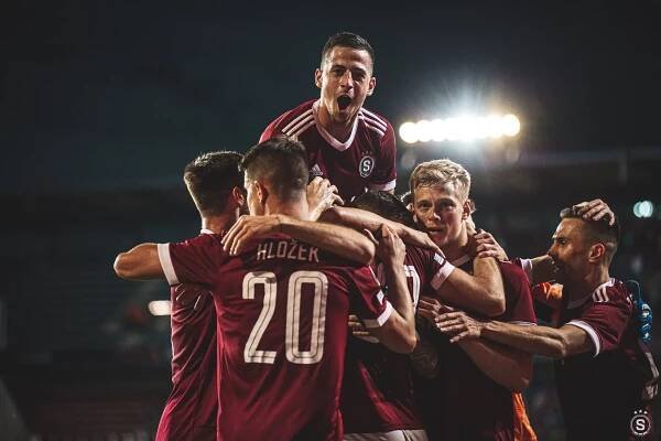 Výhra nad Rangers! | sparta.cz