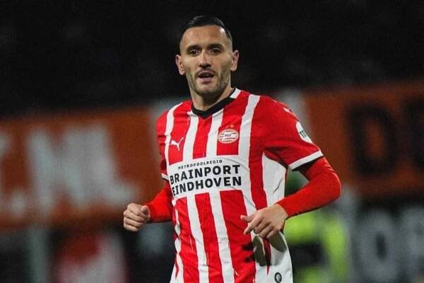 Lucas Pérez, en un partido con el PSV.