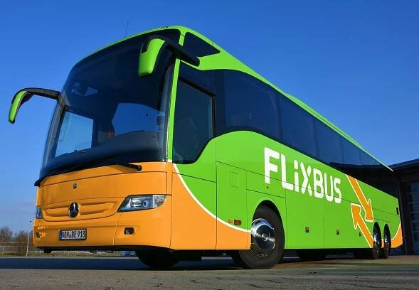 Lobby Collective Hostel and FlixBus for visiting Lecce and Salento