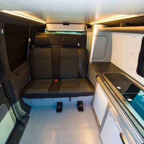VBcamp.cz | Kompletní kempingové vestavby VW Transporter T5/T6