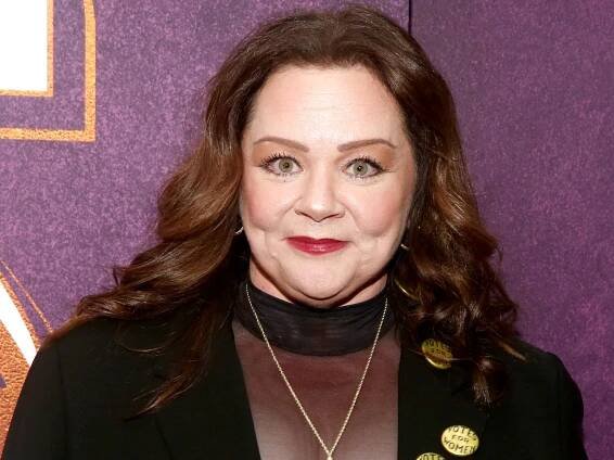 Melissa McCarthy displays slim waist in see-through top after 75lbs weight loss