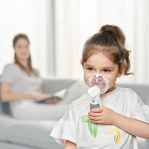 Yuwell M102 přenosný ultra tichý inhalátor ultrazvukový2