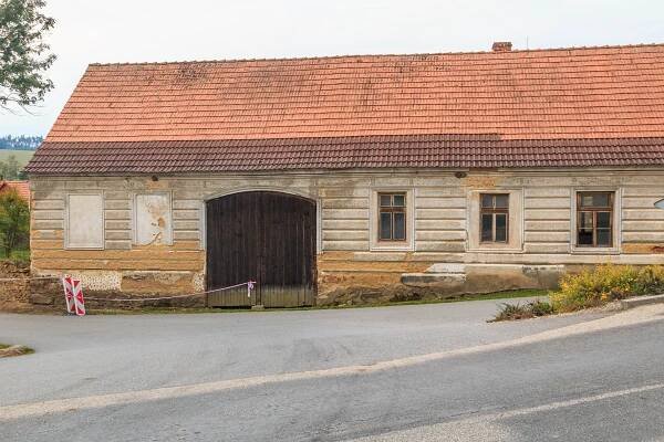Soubor:Chlumany - čp. 48.jpg