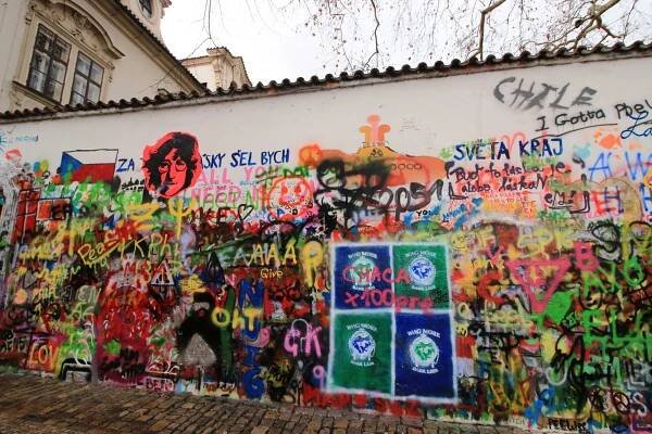 Fotky - Praha, Lennonova zeď - 25.01.2015