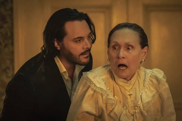 Jack Huston, Beth Grant - Mayfair Witches - Curioser and Curioser - Z filmu