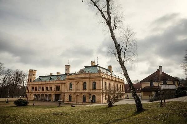 zámek Odlochovice (3)