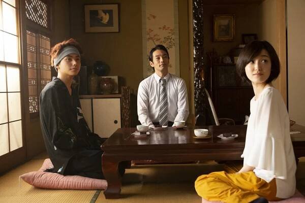 Nidžiró Murakami, Mirai Morijama, Suzuka Ógo - "Kakure bičči" jattemašita. - Z filmu