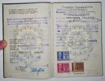 Cestovní pas - Taliansko 1964, neplatný - Starožitnosti a umění
