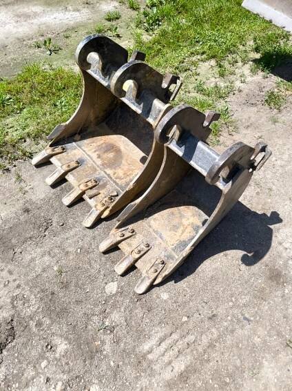 Caterpillar 302.2D - Vozíky Hazlov