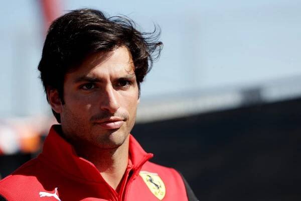 F1 Driver Carlos Sainz Jr. Learned Early to Be the Hunter, Not the Prey
