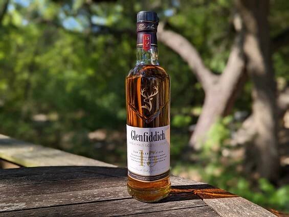 Recenze whisky Glenfiddich 15 Year Old - Piju rád