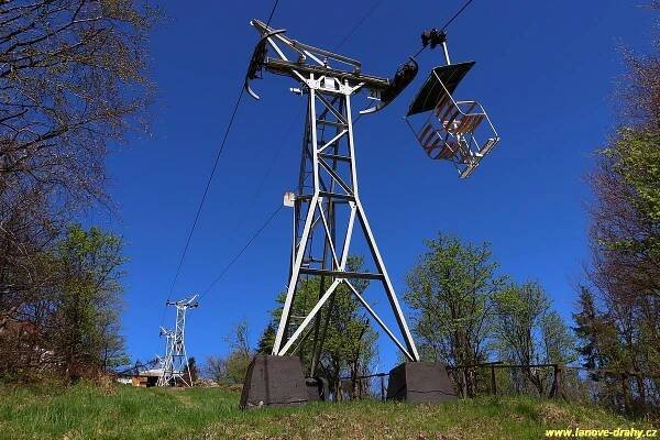 Sedačková lanovka Krupka - Komáří Vížka