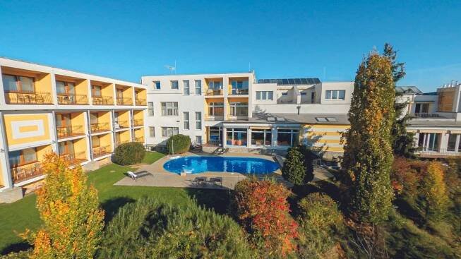 Lázeňský hotel NIVAMARE Luhačovice - Pozlovice