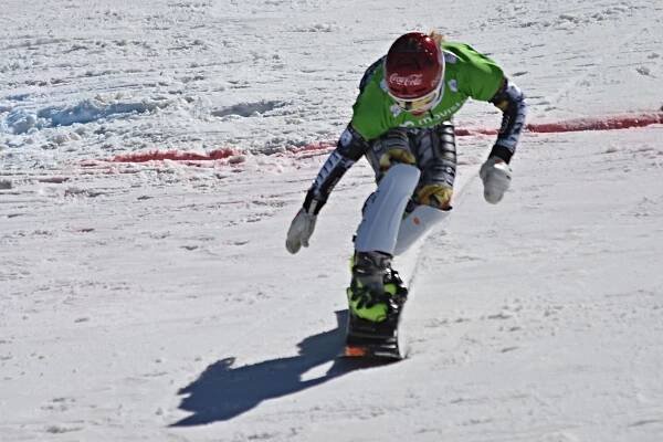 Sportovní listy | Podívejte se na postříbřenou Ester Ledeckou po paralelním slalomu na MS v snowboardingu | Příroda