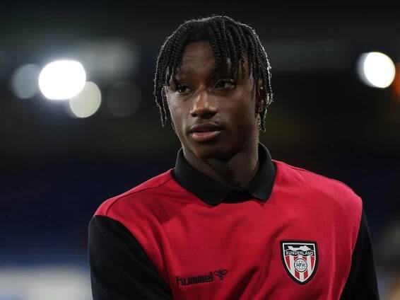 Sunderland vows strong action after Romaine Mundle suffers racist abuse online