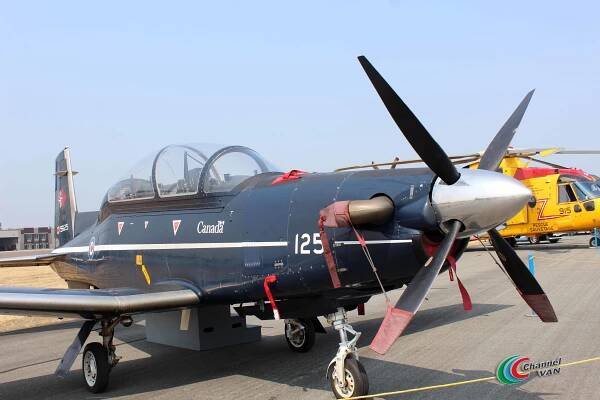 fc372f_f87c1b5e23e74131a4bfb9866003ba32~mv2_d_5184_3456_s_4_2.jpg